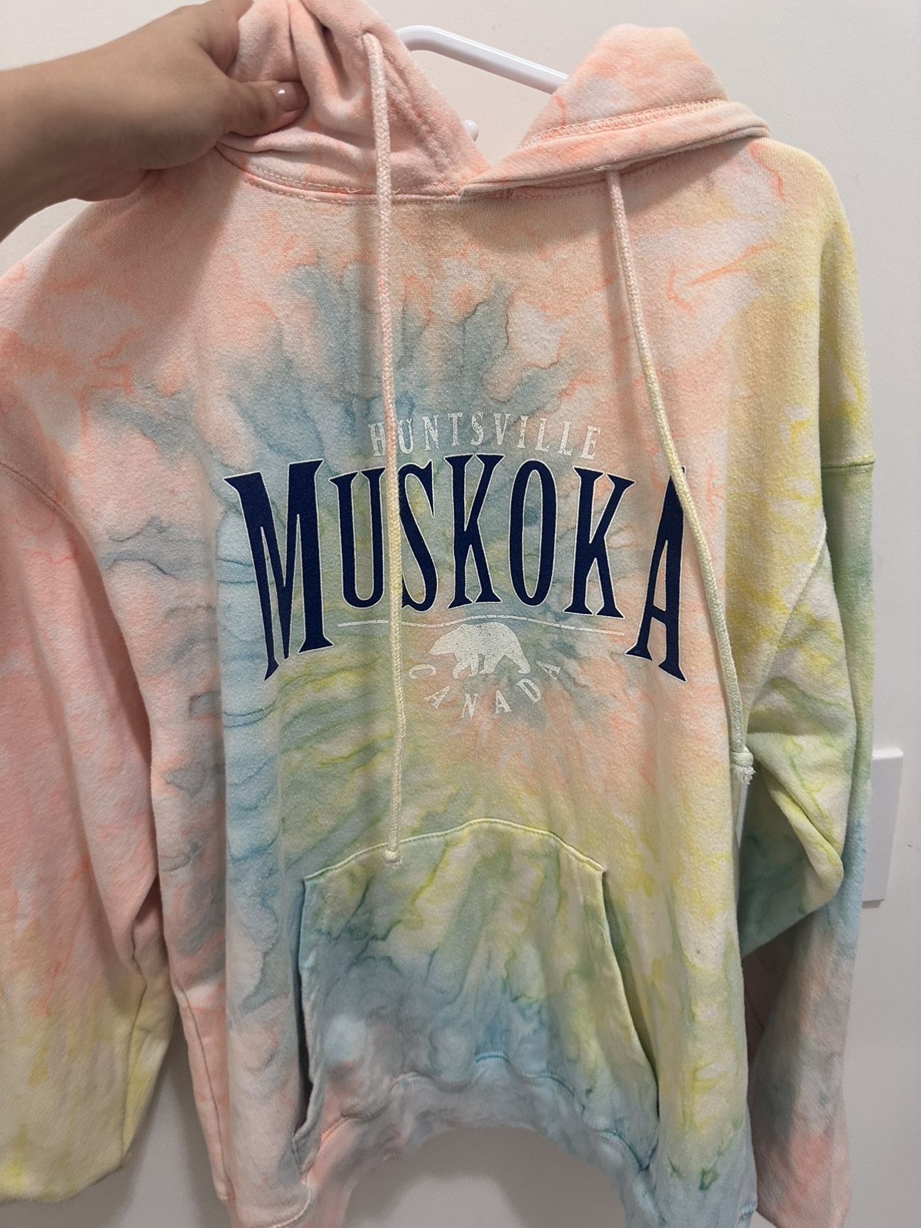 Sweater thumbnail