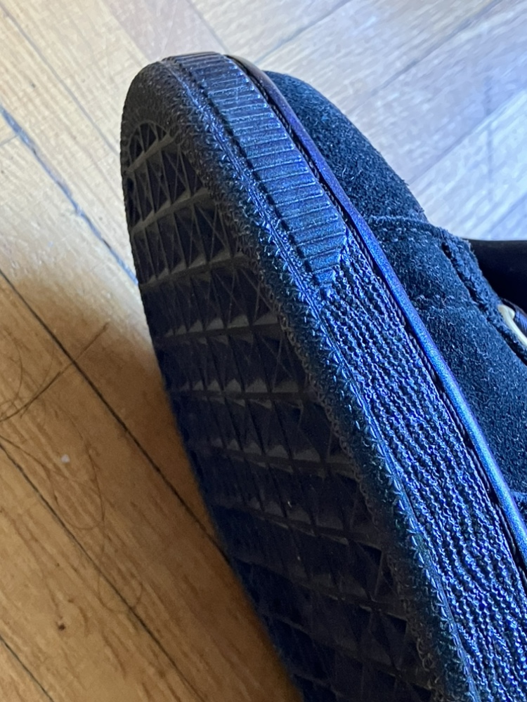 Puma Suede Heart Size 7.5 Shoes / Sneakers image indicator(4)