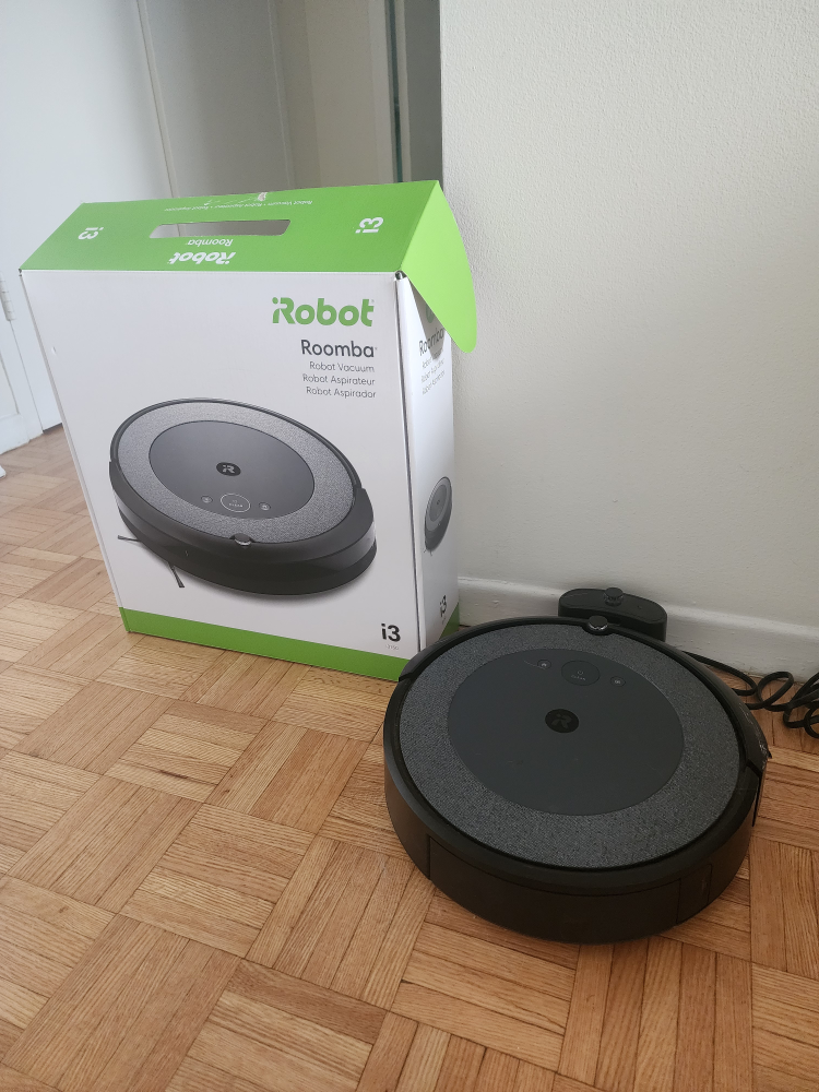 Roomba i3 vacuum thumbnail