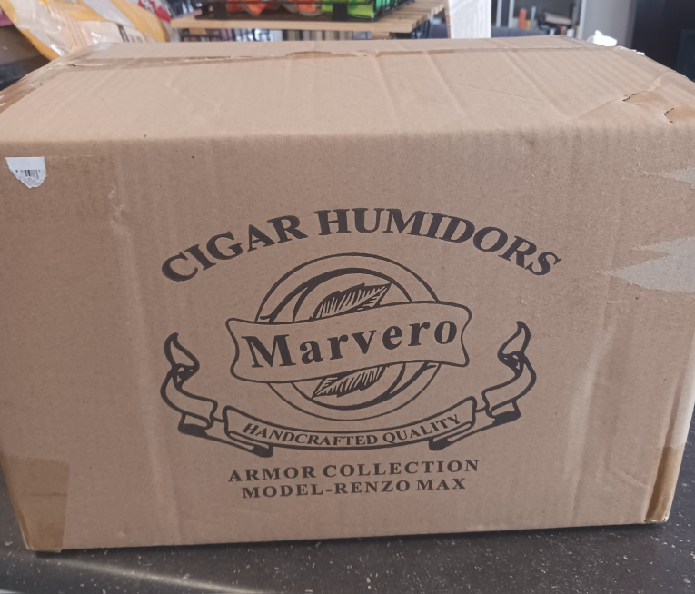 Cigar Humidor, handmade. New, never used. image indicator(3)