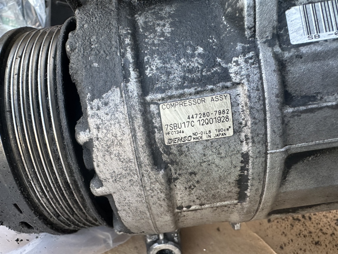 AC compressor - sprinter 2500 (2014 to 2016) - photo 4