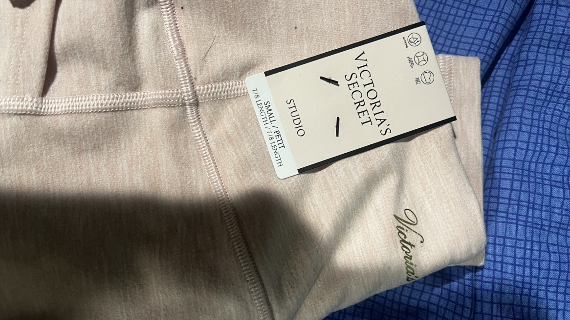 Aritzia & Victoria’s Secret pants - photo 2