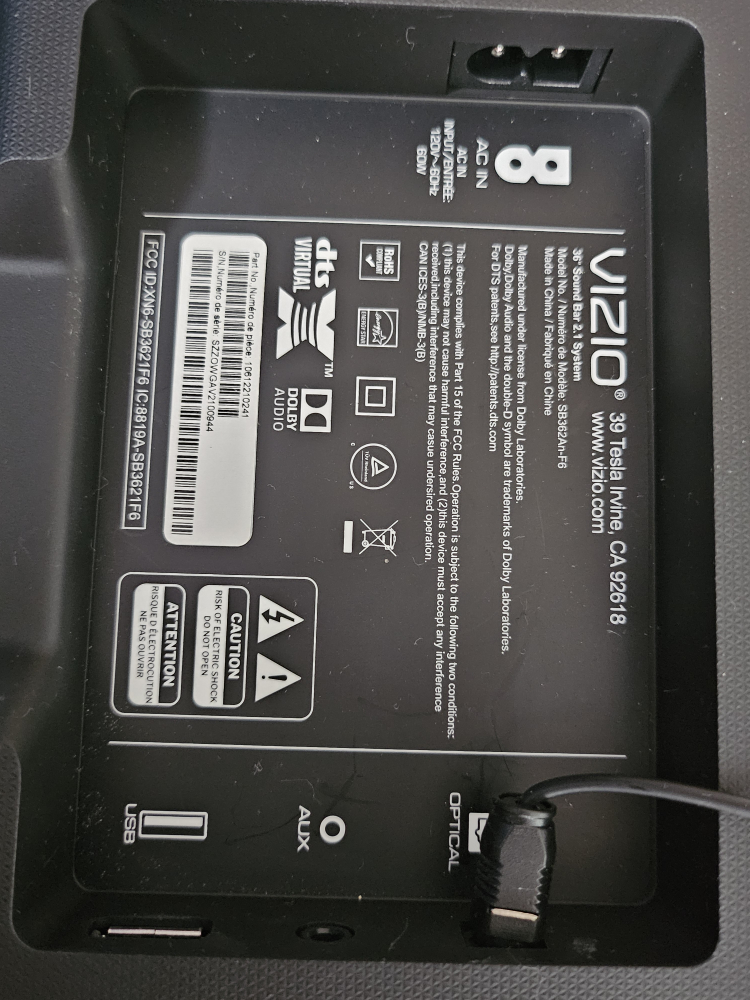 MOVING OUT SALE- Vizio dolby sound bar with remote - photo 3