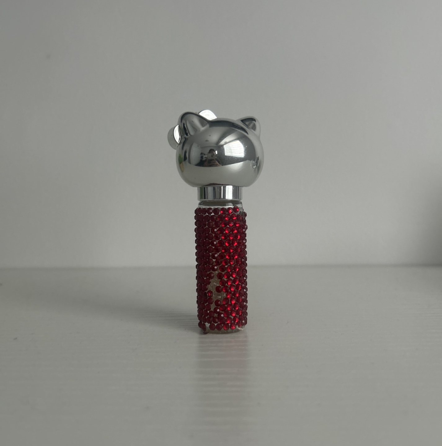 Hello Kitty Ruby Roller Girl Rollerball Perfume image indicator(3)