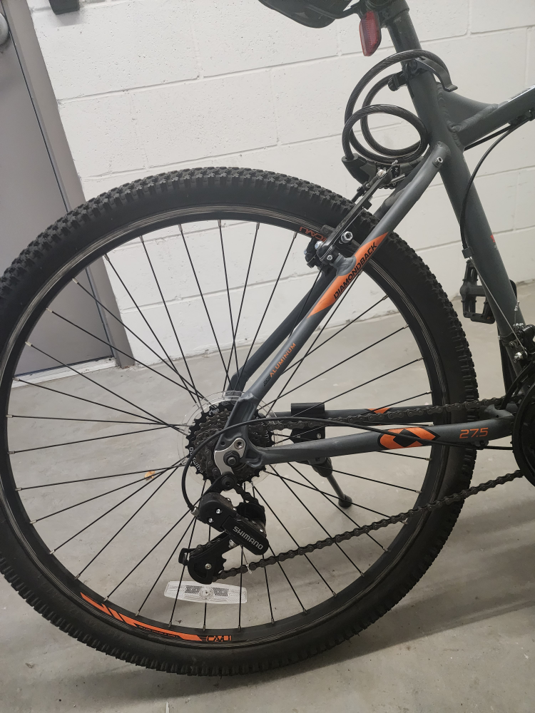 Diomondback hybrid bike image indicator(7)