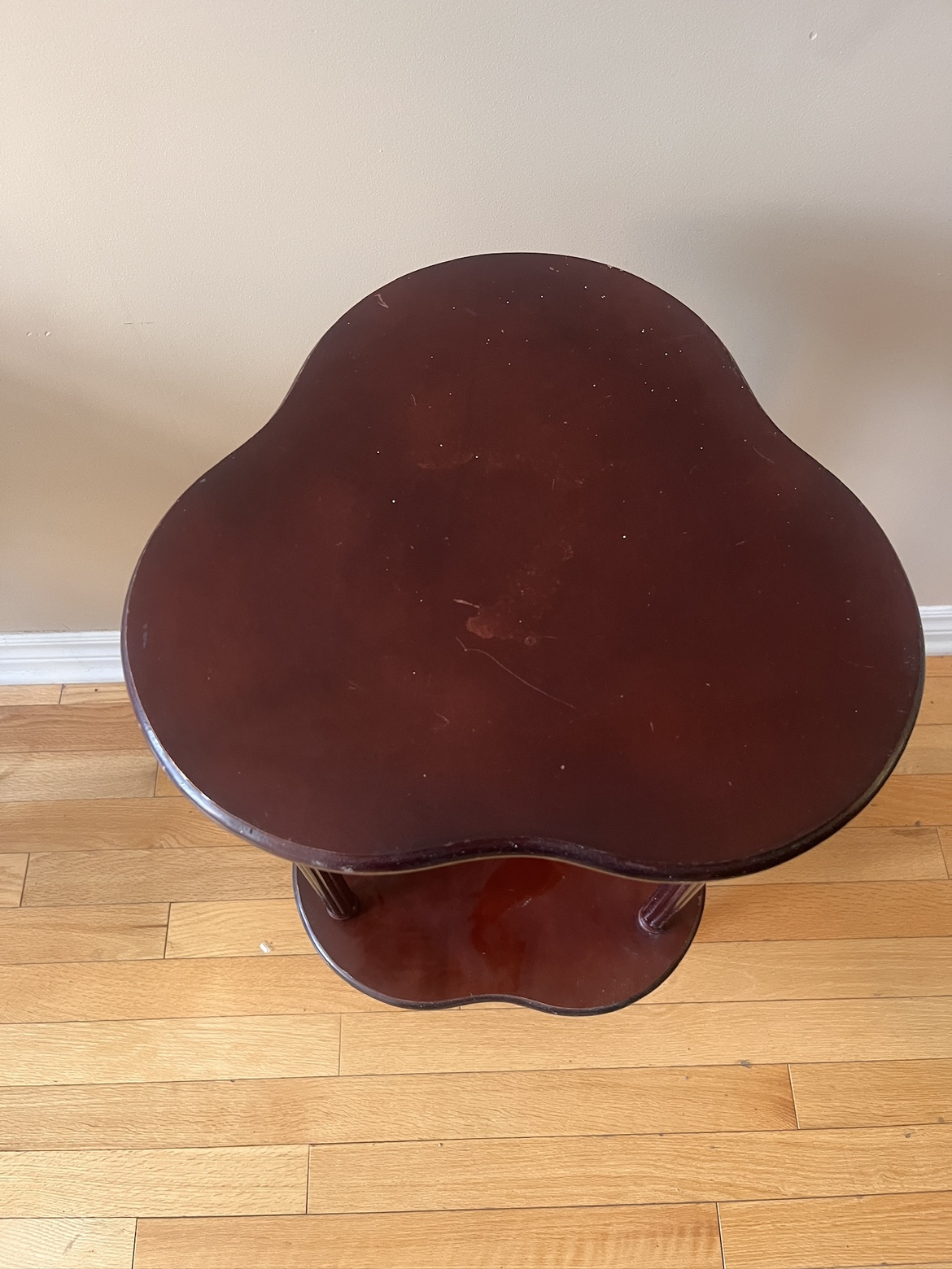 For Sale: High Red Wooden Table - Vintage - photo 3