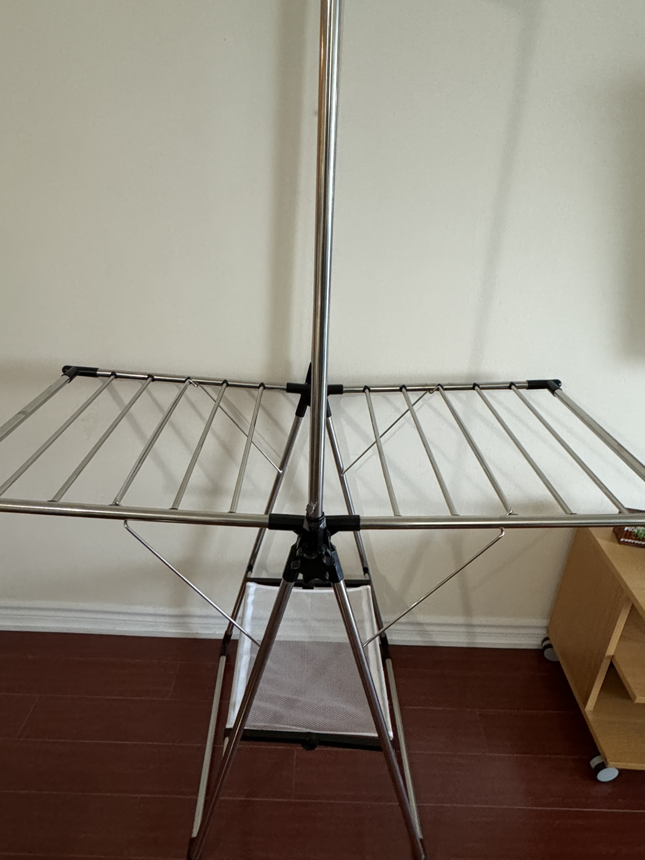 drying rack pick up only - photo 3