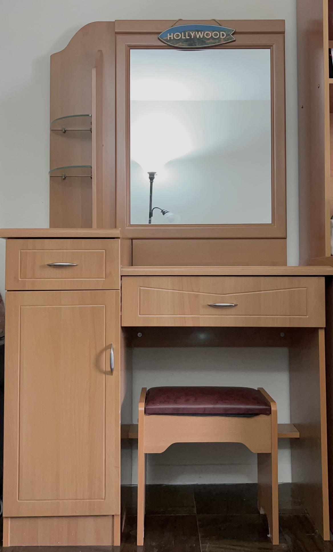 Make up vanity desk with chair