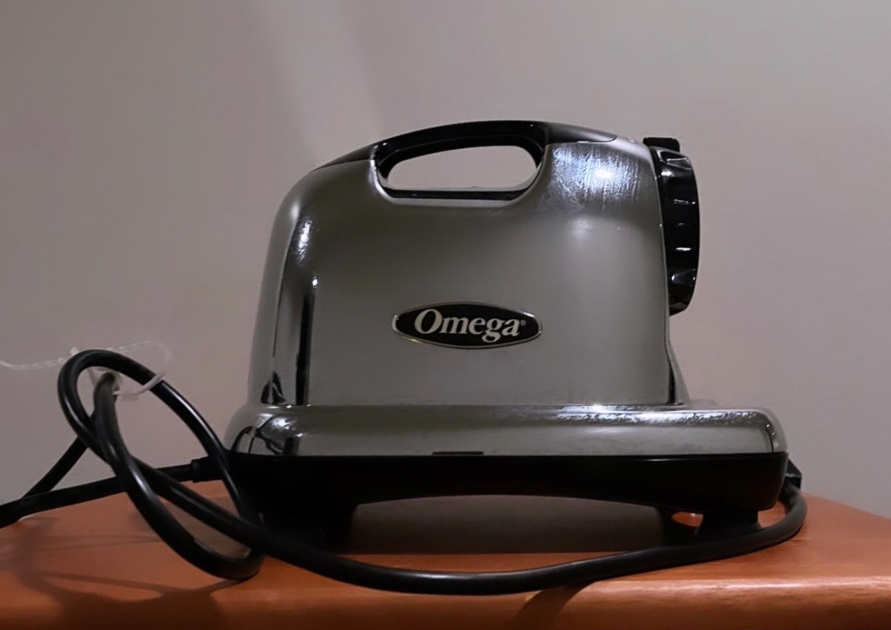 OMEGA  Juicer