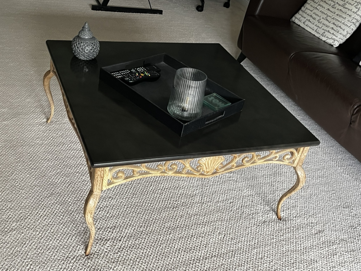 Coffee table Bombay Company