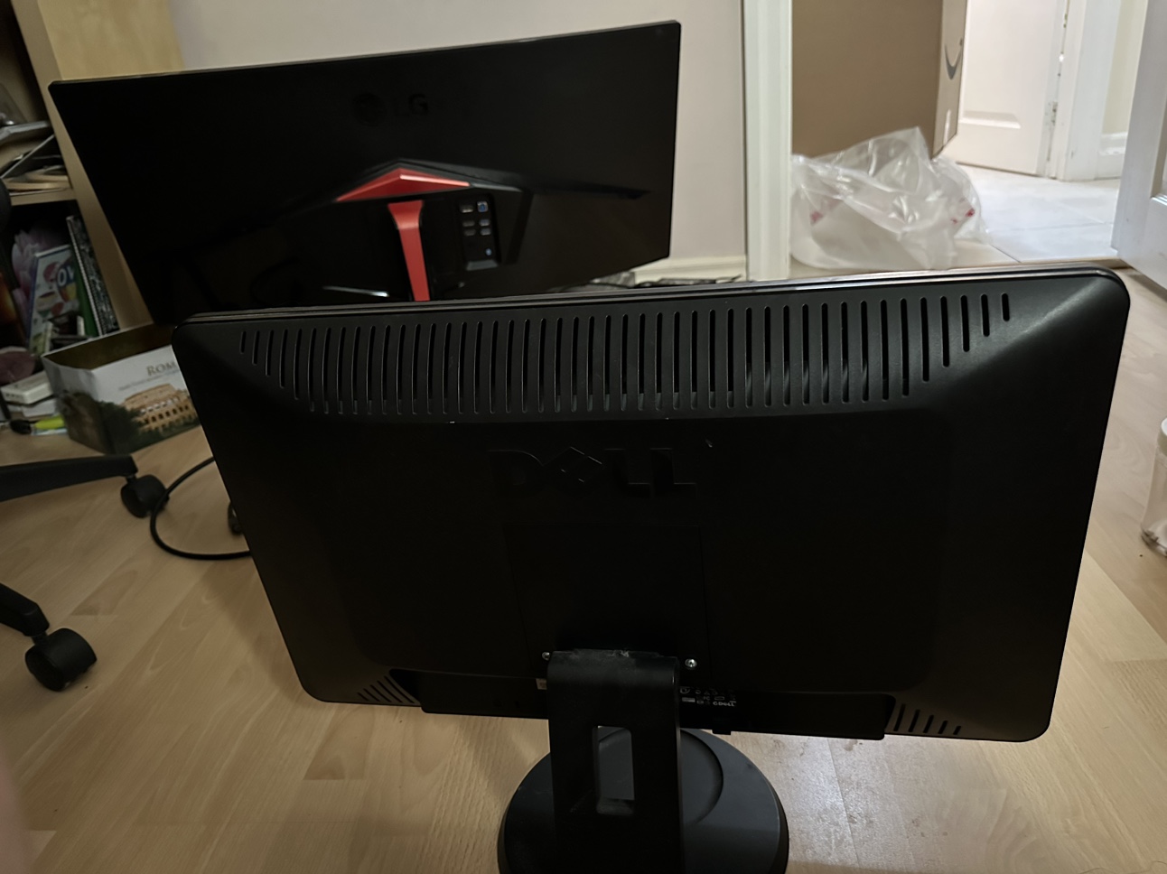 Dell 24 inch monitor - photo 2