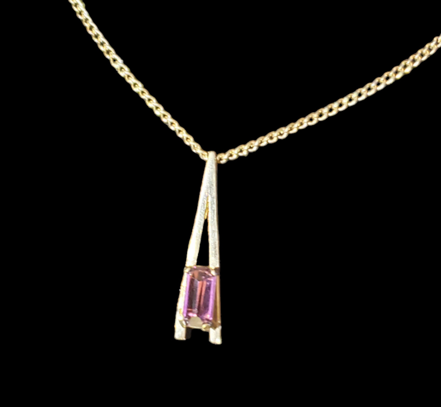 Vtg. Avon Necklace image indicator(2)