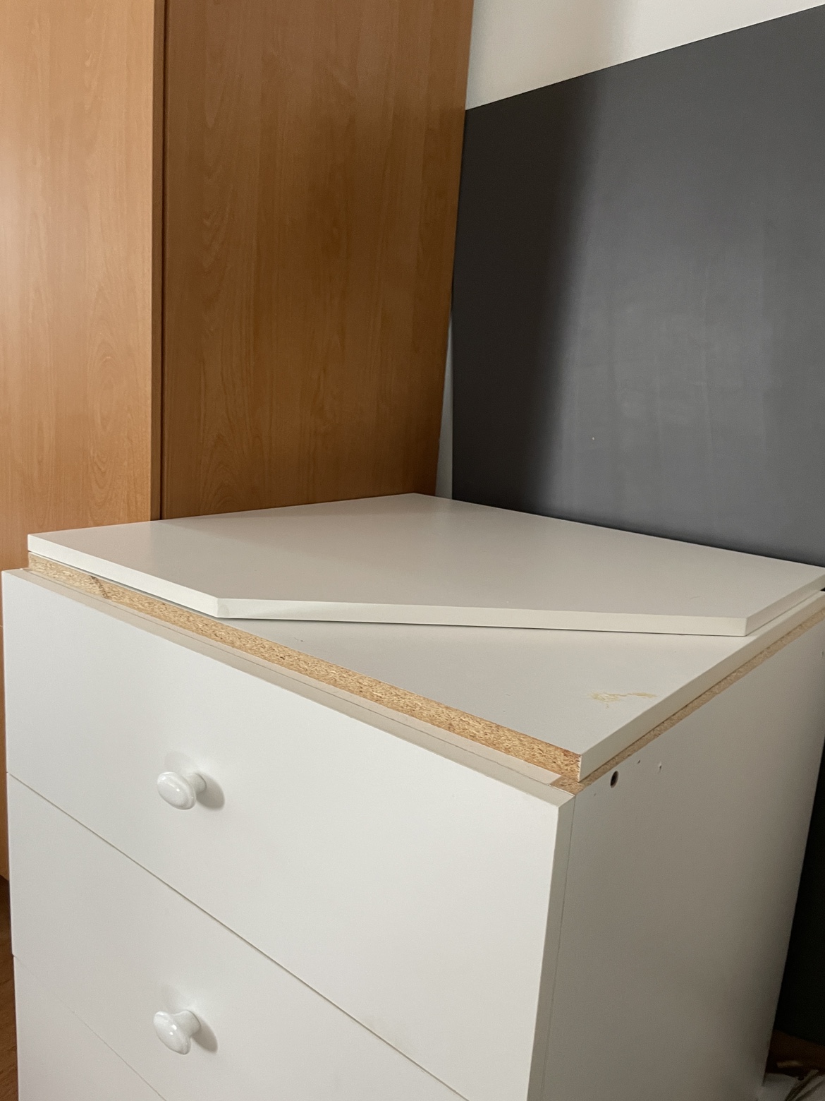 White 3 Drawer Unit image indicator(3)