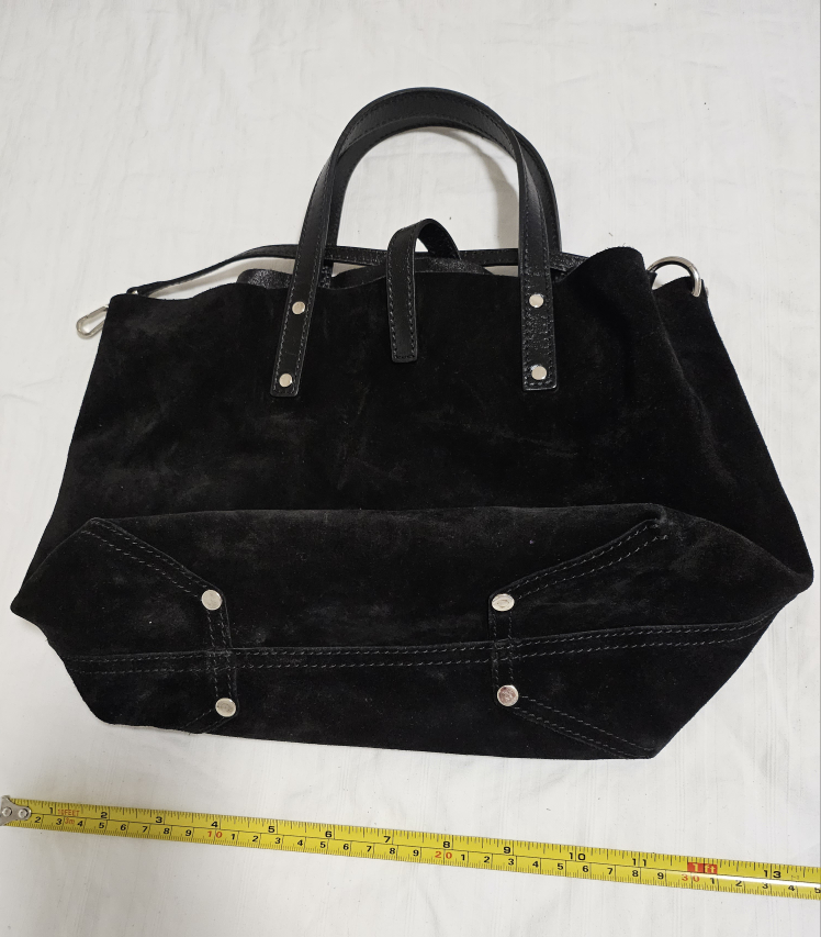 tiffany and co bag with coin purse image indicator(3)