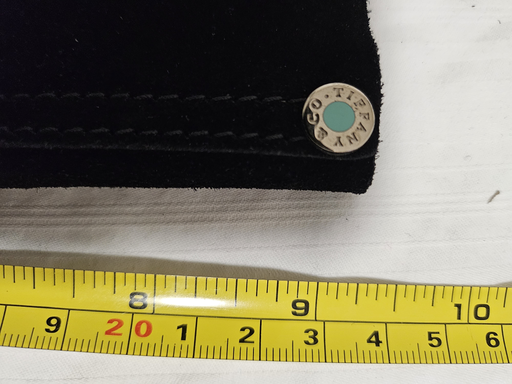 tiffany and co bag with coin purse image indicator(9)