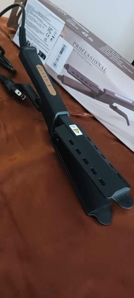 professional hair straightner $15 image indicator(2)