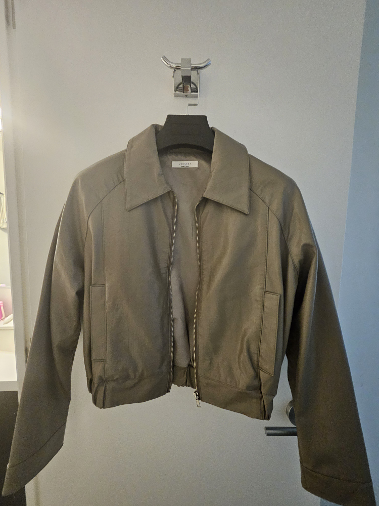 crop jacket