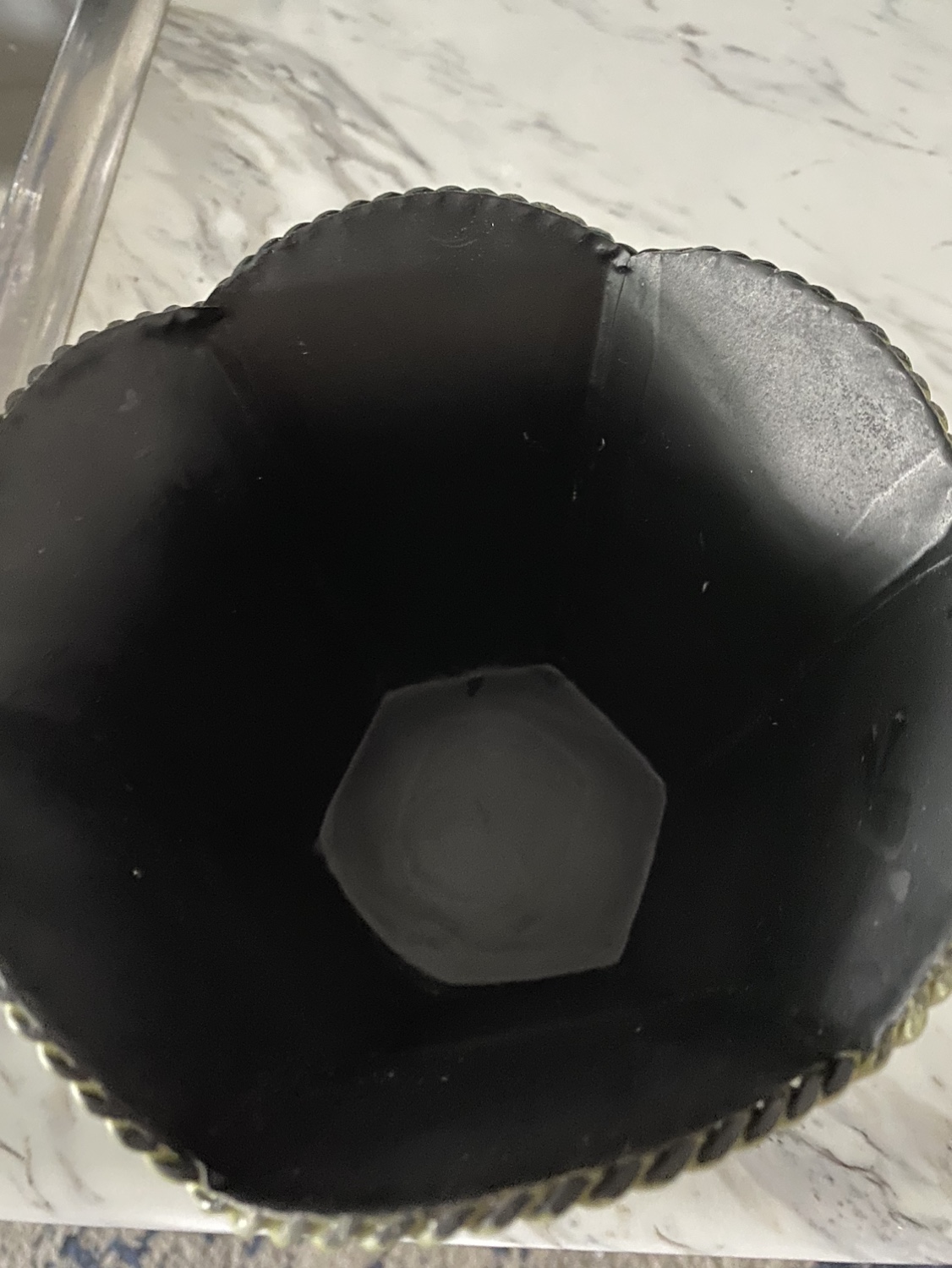 Plant pot image indicator(3)