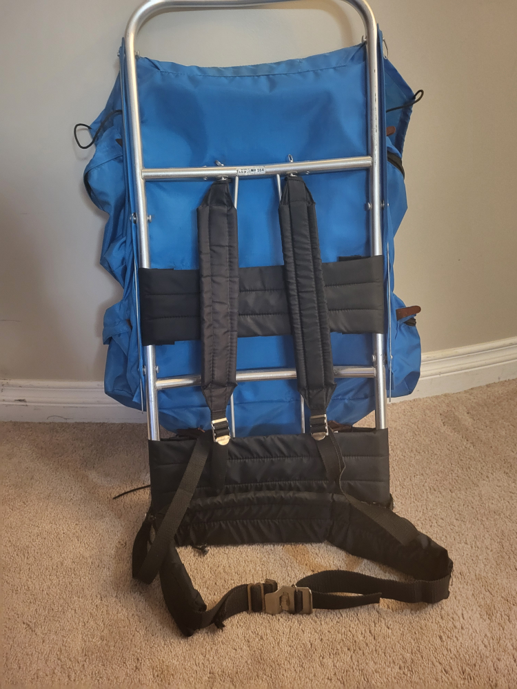 Vintage Conquest World Famous backpack - photo 3