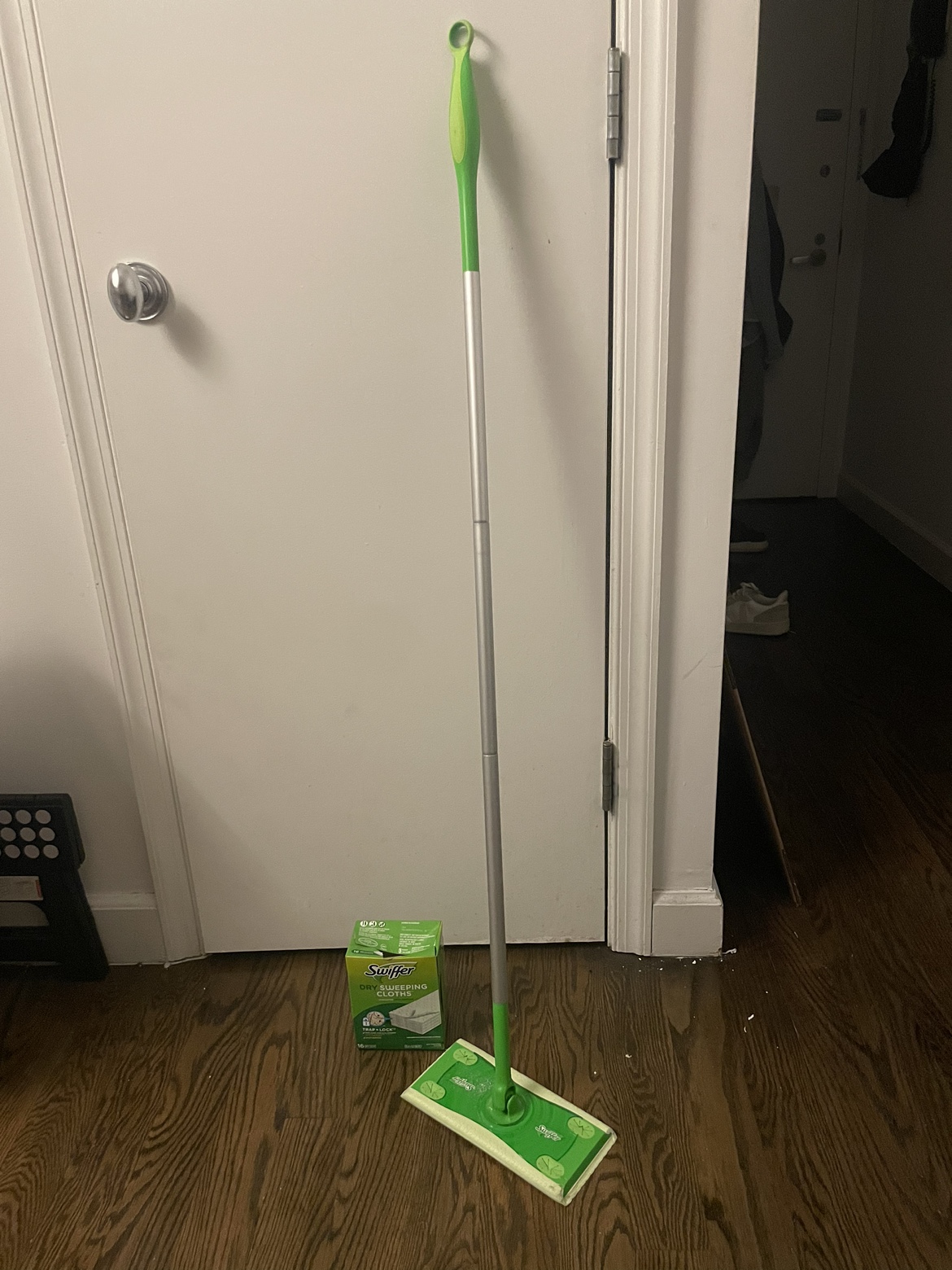 Swiffer with cloths #freecycle
