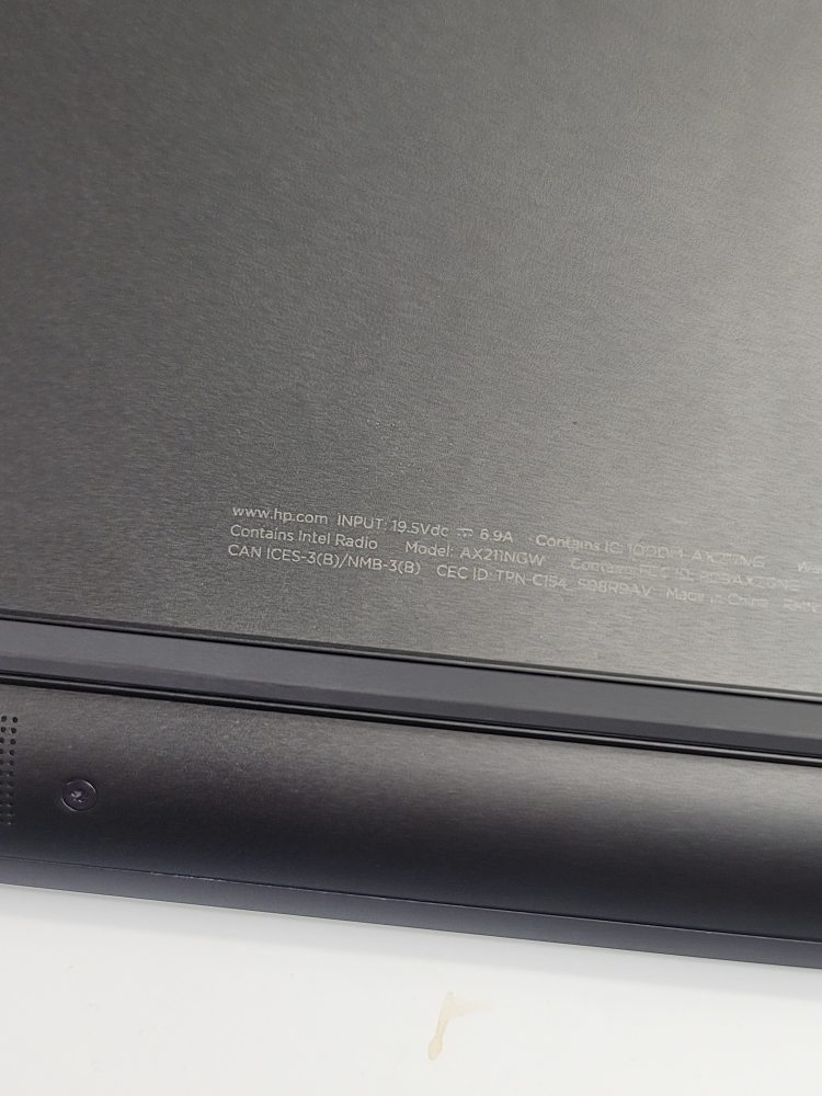 HP SPECTRE COREI7 2TB SSD image indicator(7)