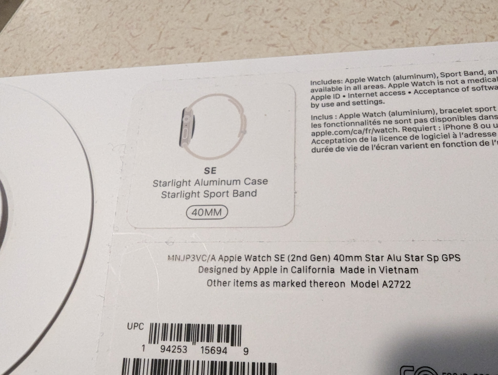 BRAND NEW Apple Watch SE - photo 4