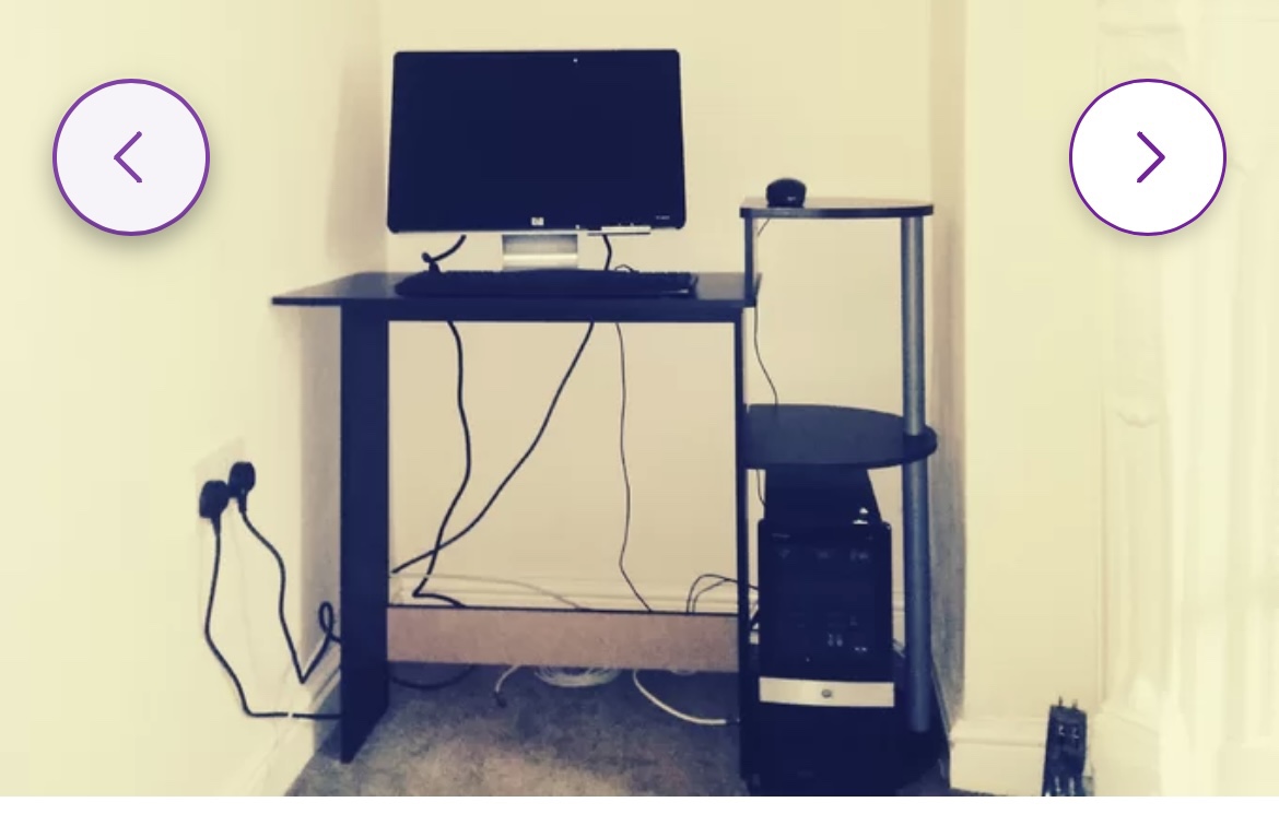 Lamisha Computer Desk in good condition - photo 4