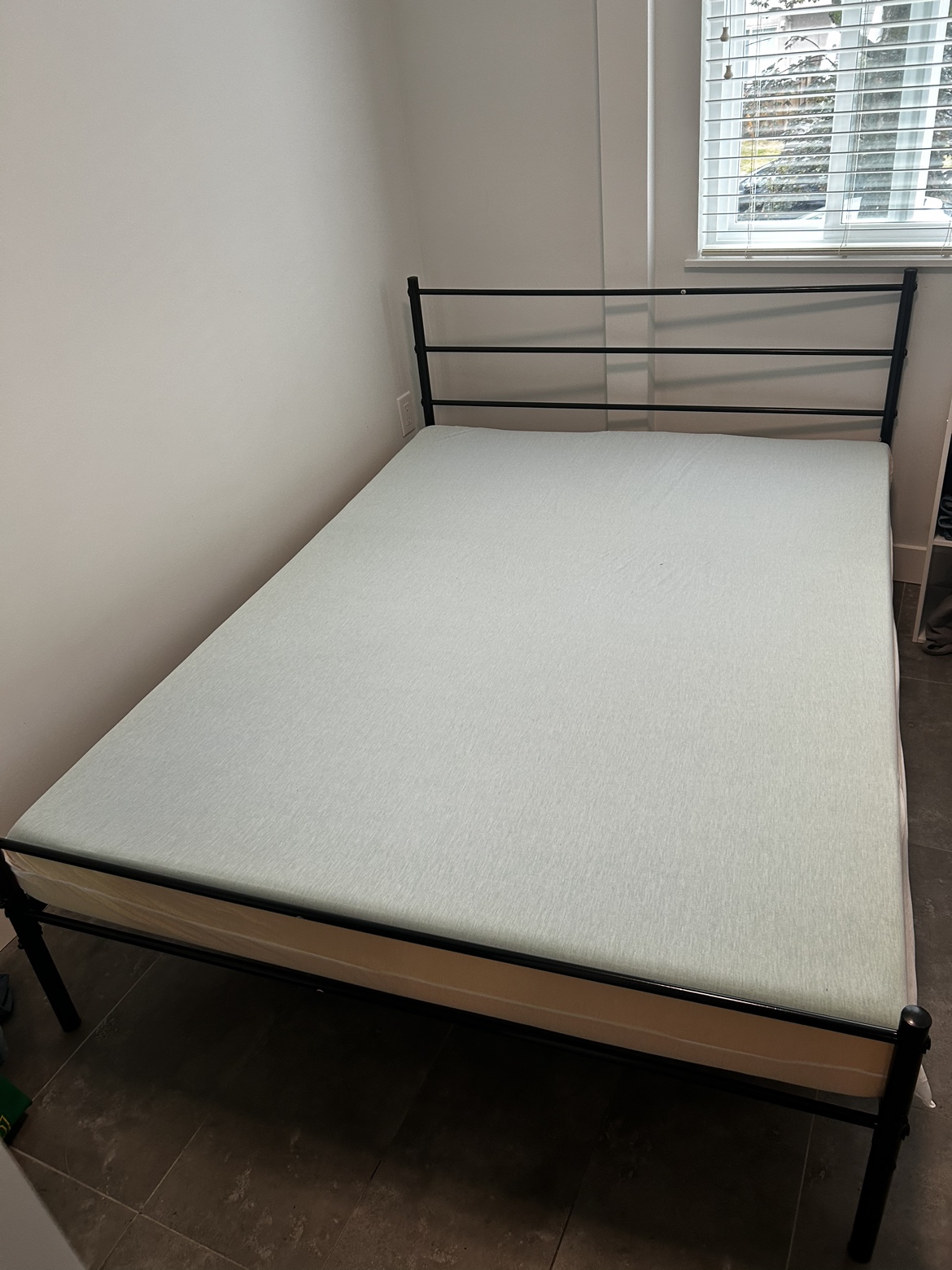 Black metal frame and mattress/ full-queen size - photo 3
