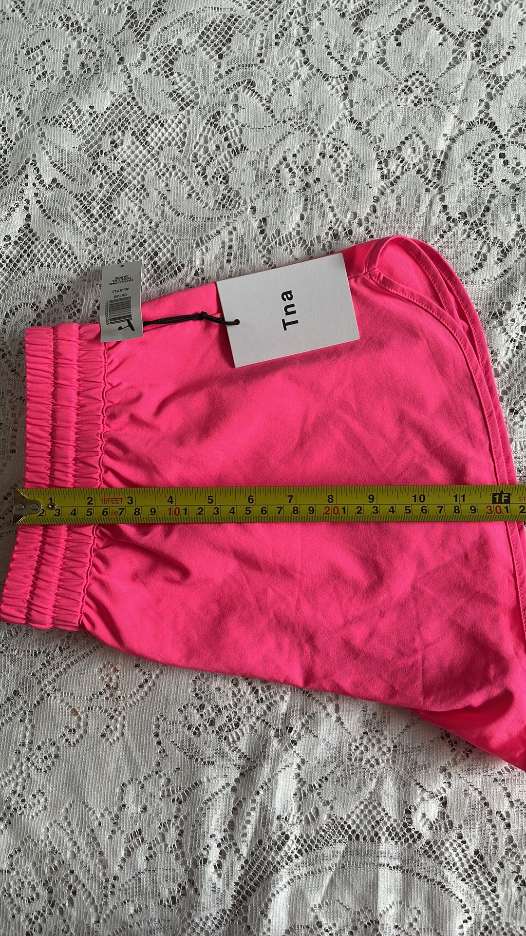 Tna Shorts (MED) Retail Price $48.00 (Final Price $15.00) image indicator(8)