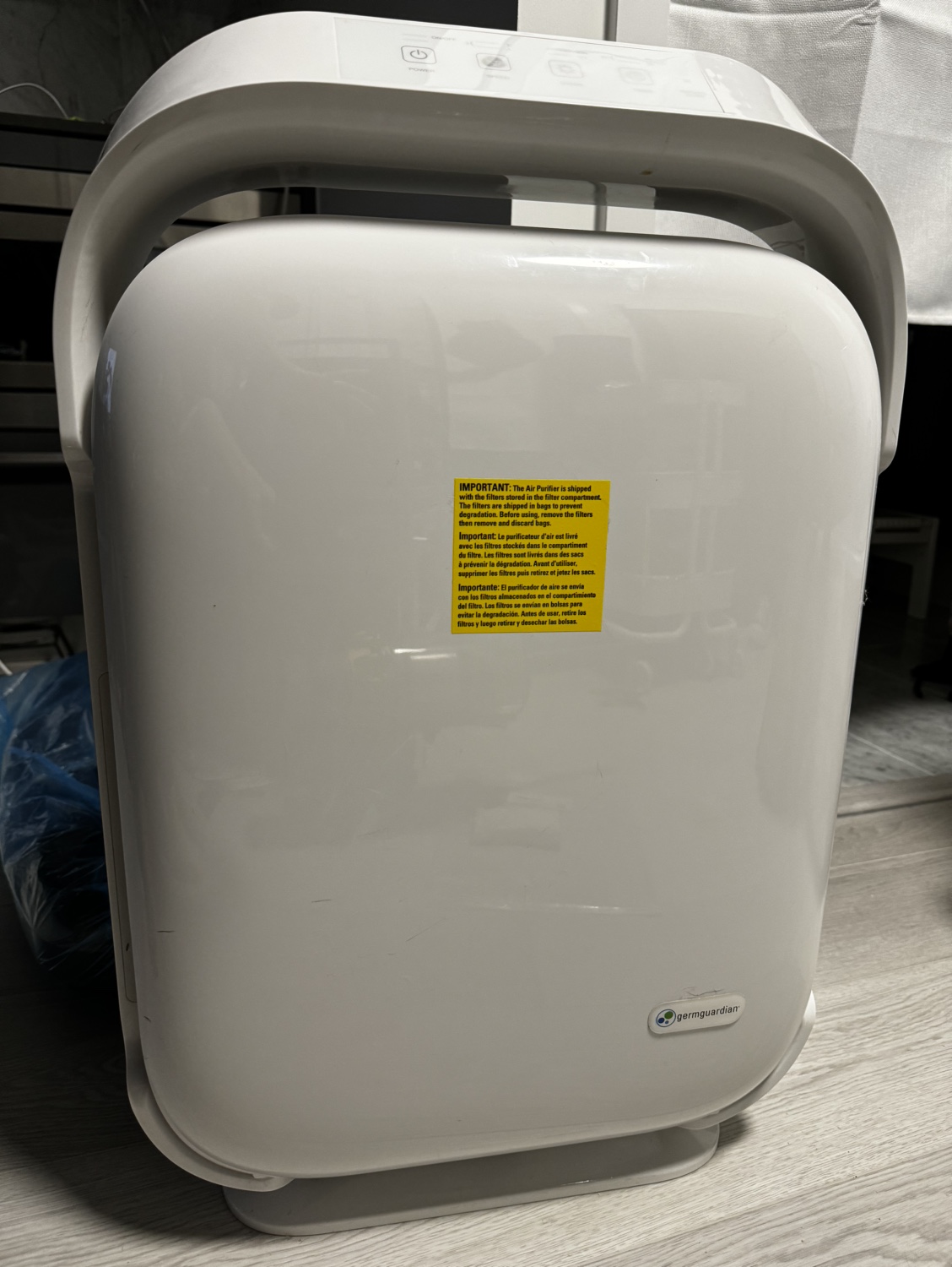 Air Cleaning System with UV-C, True HEPA & Odour Reduction