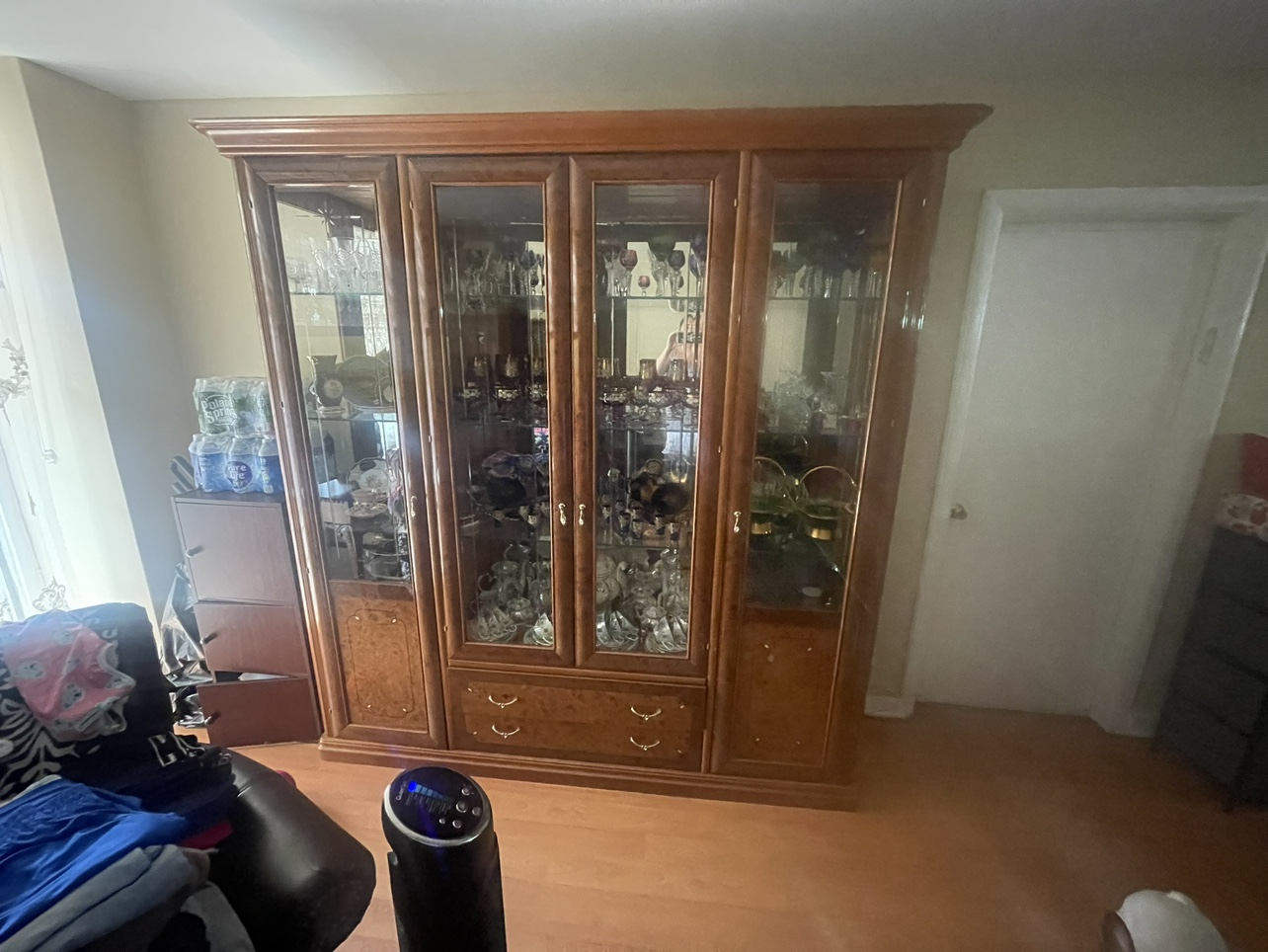 Large China Cabinet - photo 4