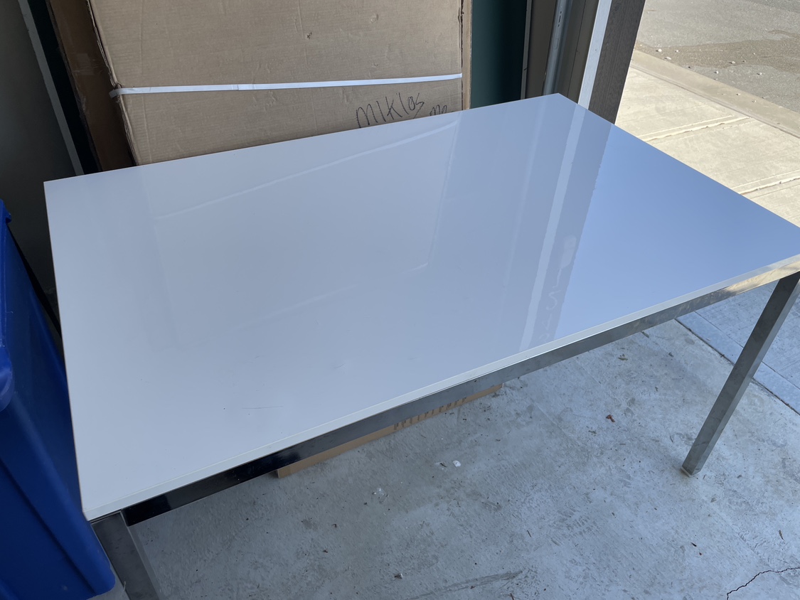 IKEA White Gloss table