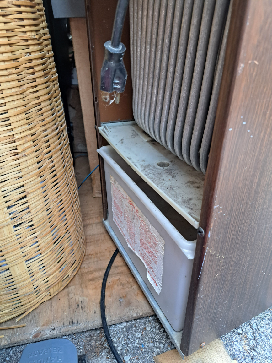 dehumidifier - photo 2