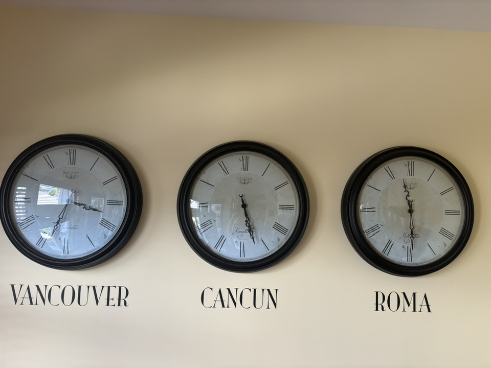 Classic wall clocks