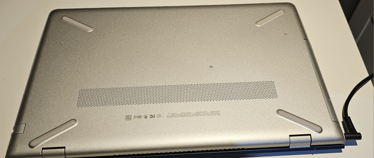 HP Pavillion Laptop - photo 3