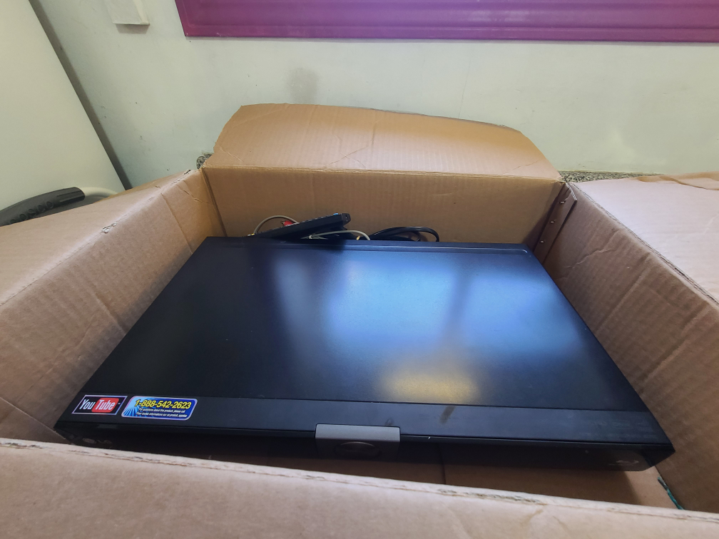 LG Network Blue-ray DVD Disc Player BD370C - photo 3