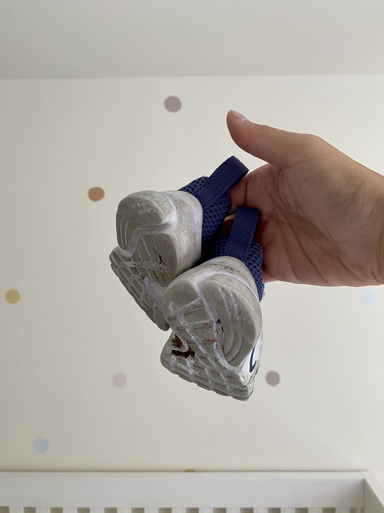Nike baby sneakers, sz 4 ⚽️ image indicator(3)
