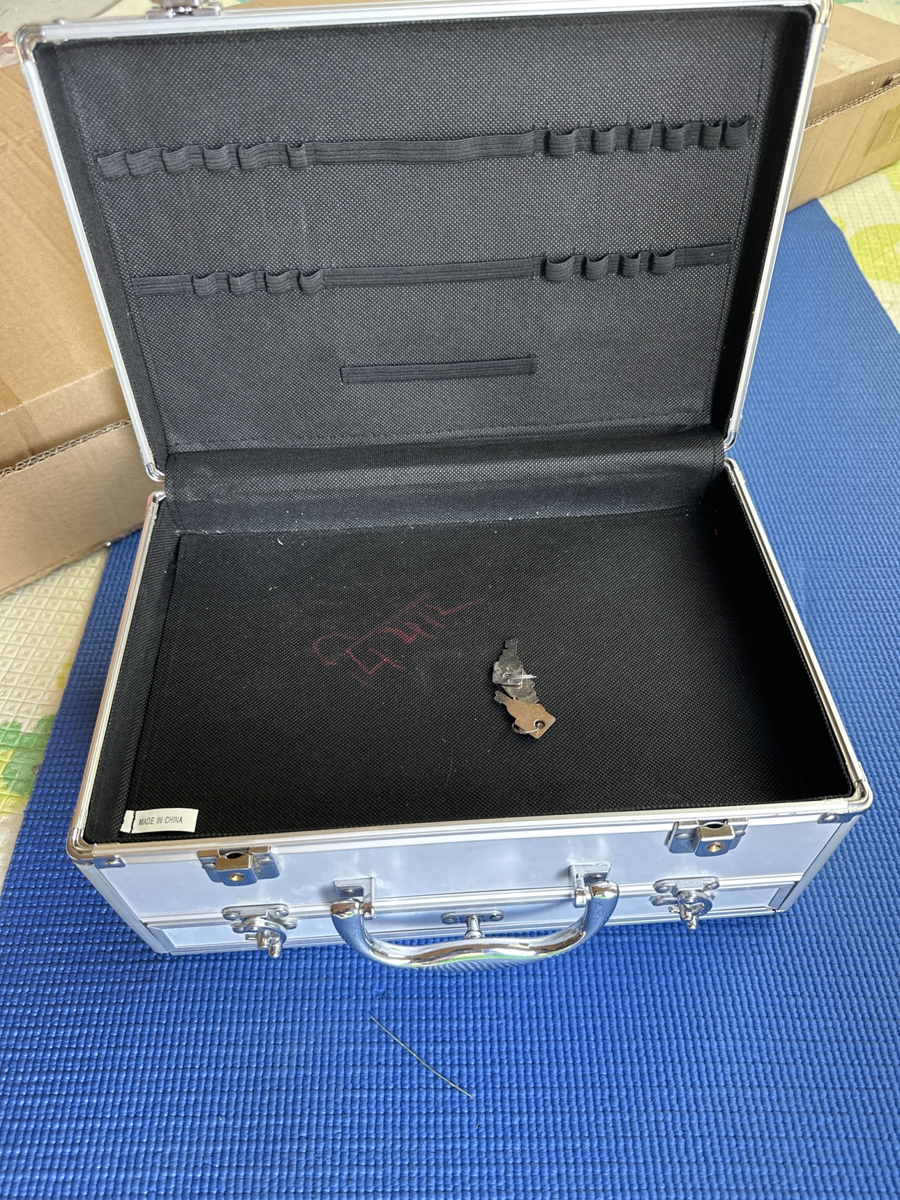 Make up and jewelry box - photo 2
