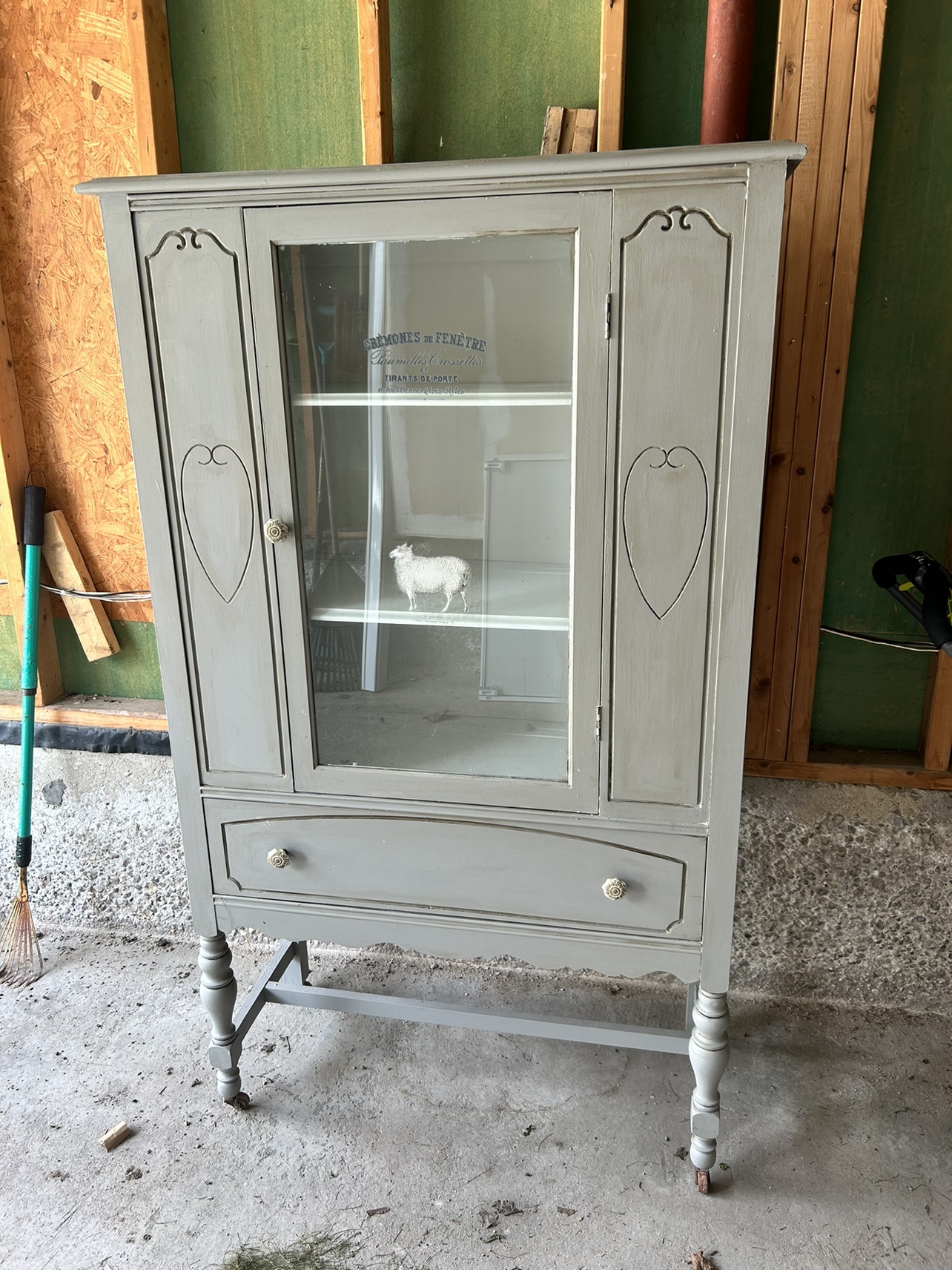 China cabinet