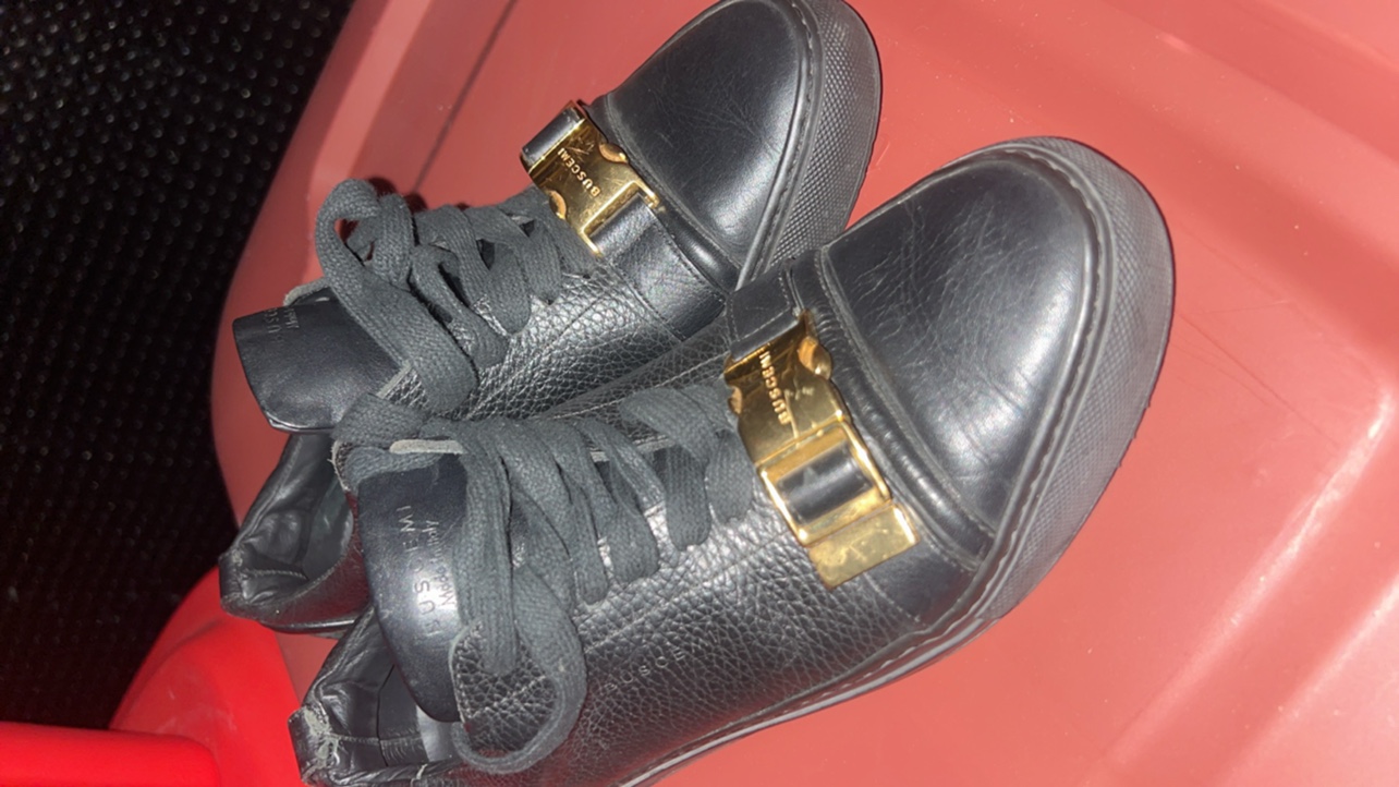 Size 39 Men’s Buscemi Sneakers image indicator(2)