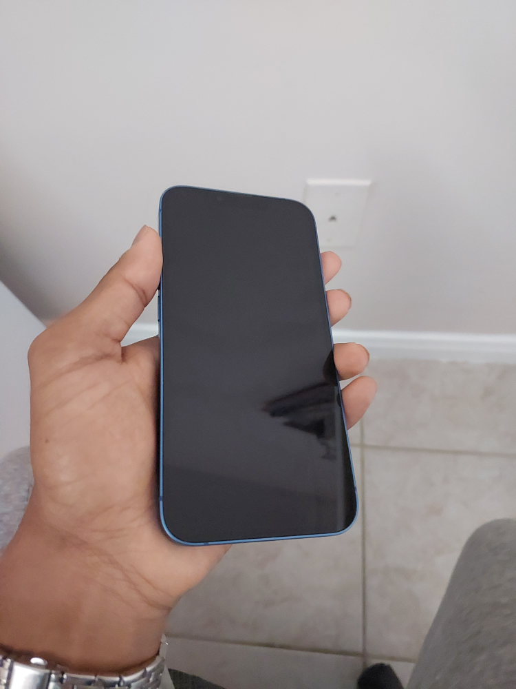Iphone 13 128GB (Unlocked) - photo 3