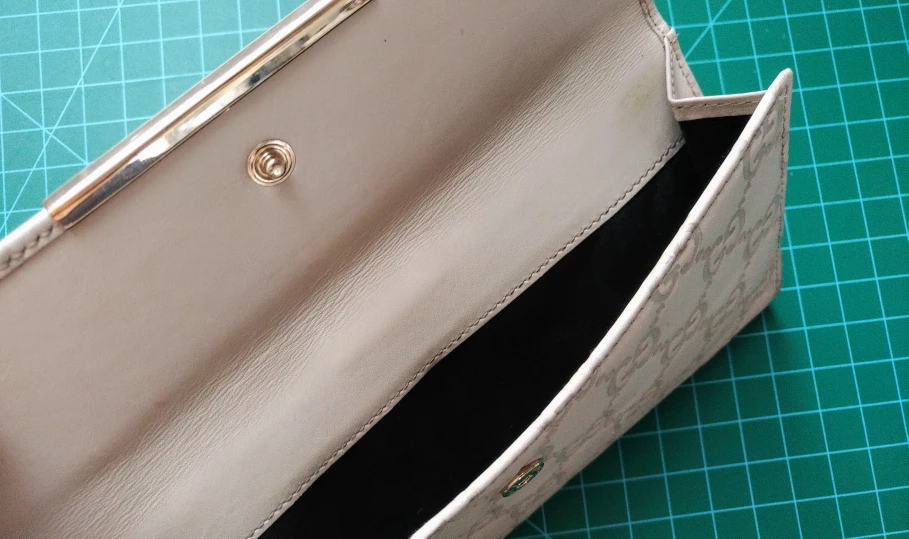 Gucci Guccisima Monogram GG Leather Long Wallet image indicator(5)