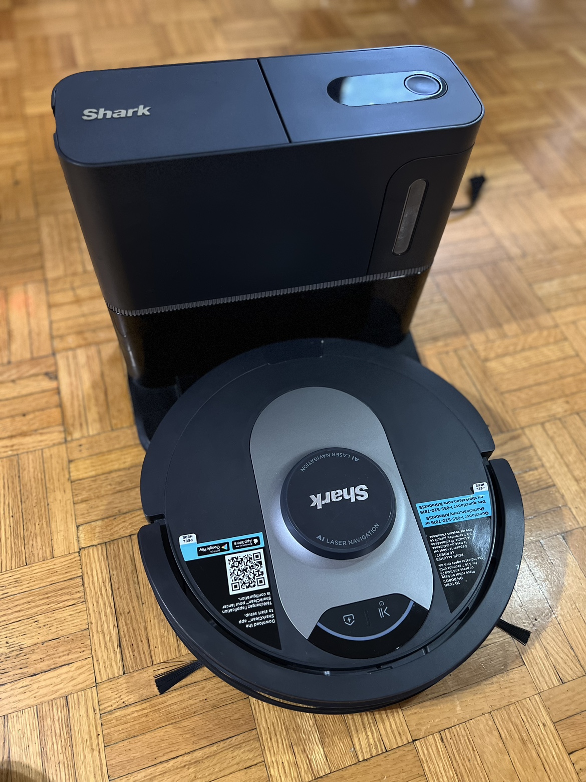 SHARK AI ULTRA ROBOT VACUUM WITH SELF EMPTY BASE