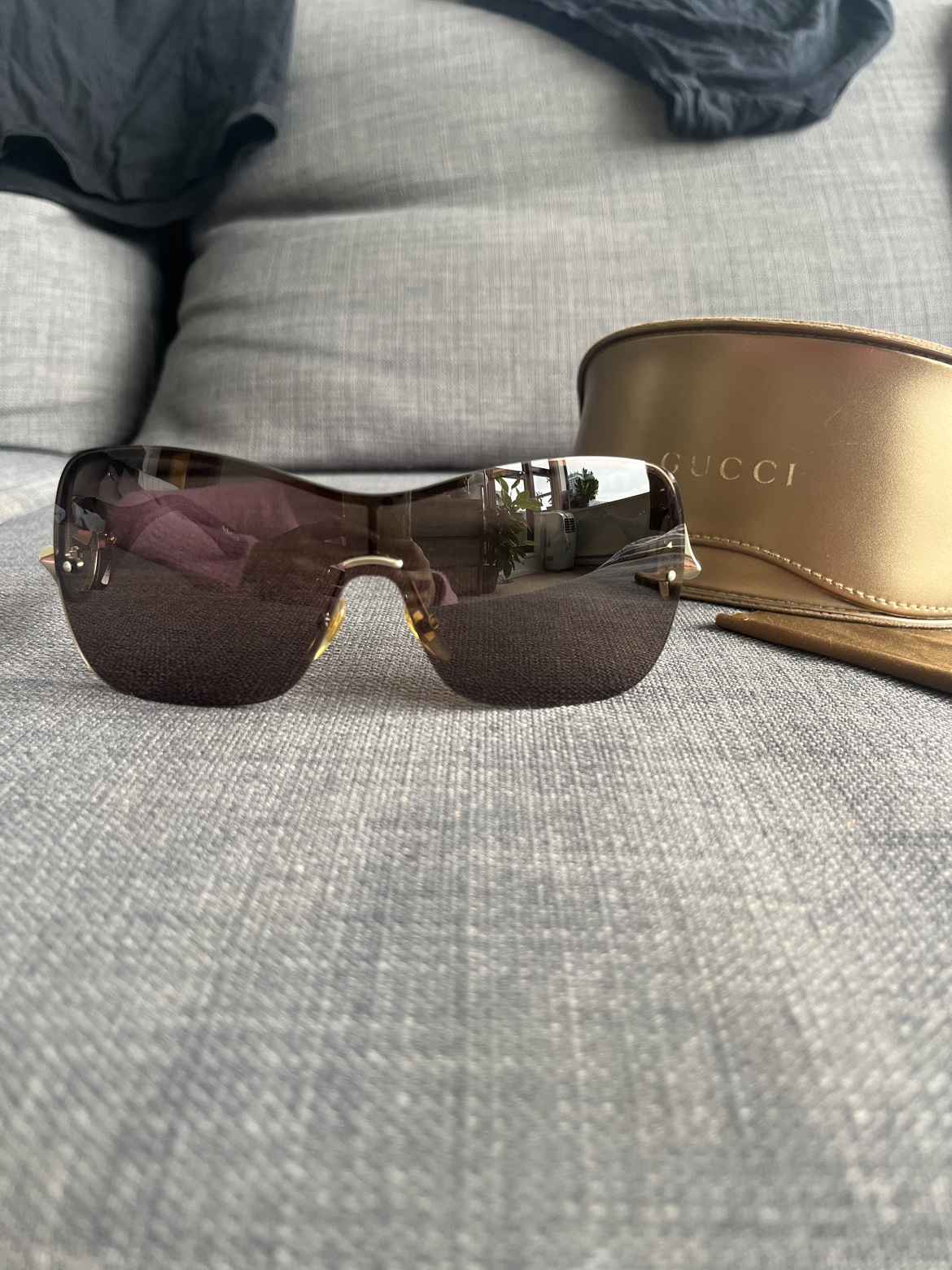 Gucci Sunglasses image indicator(3)