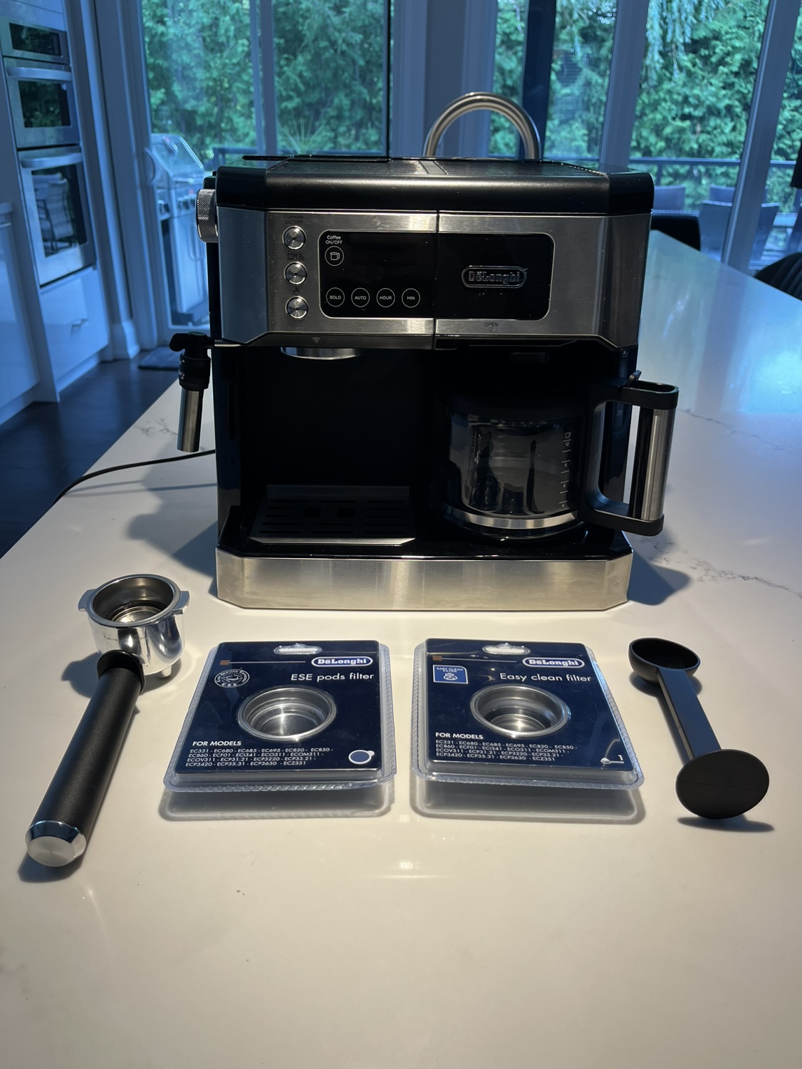 Delonghi espresso and coffee maker