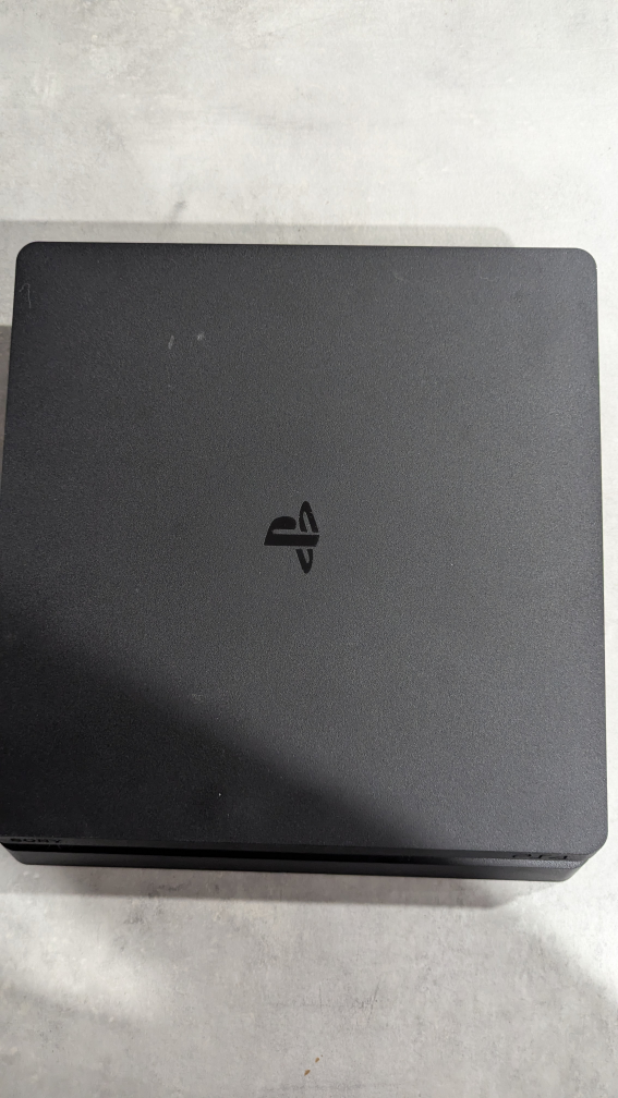 PS4 Slim with 2 controllers - photo 2
