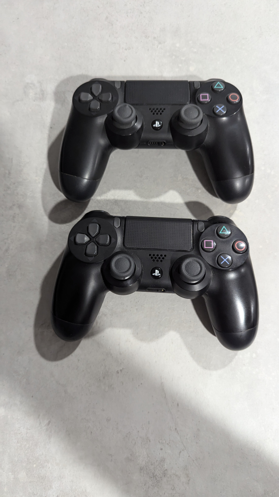 PS4 Slim with 2 controllers - photo 3