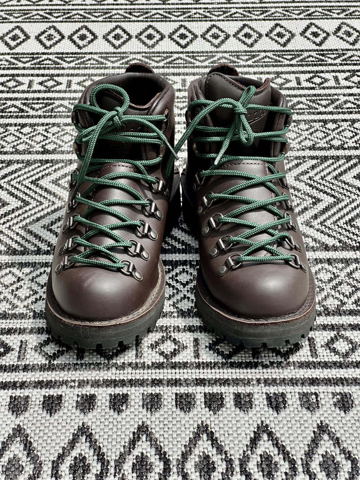 Danner Mountain Light II Brown Leather Boots image indicator(2)