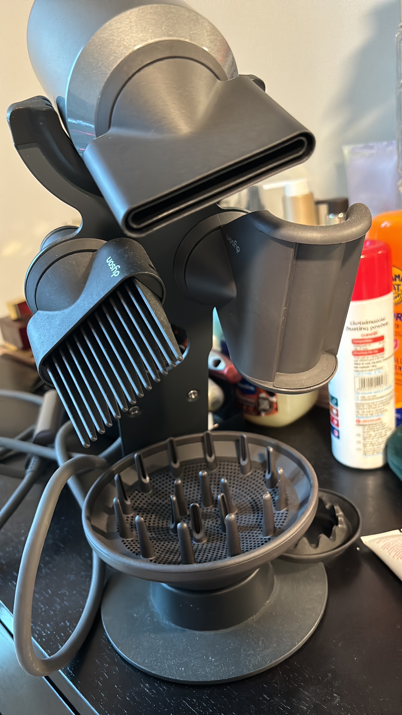 Dyson Supersoic Hairdryer with 5 attachments - photo 4