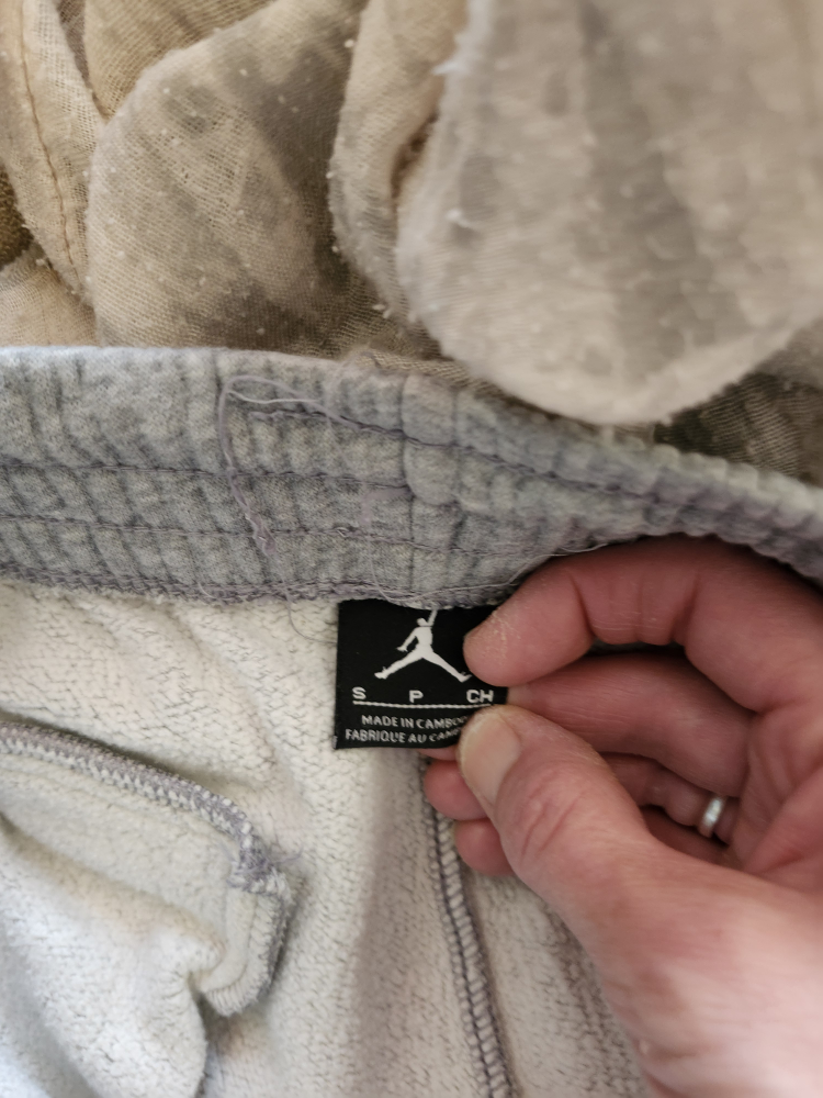 sweatpants image indicator(2)